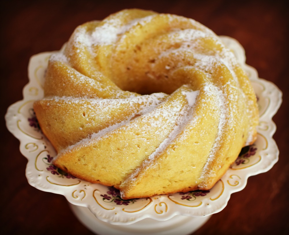 Apple Bundt Cake