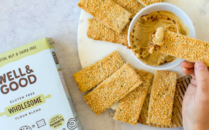 Sesame crackers and dip